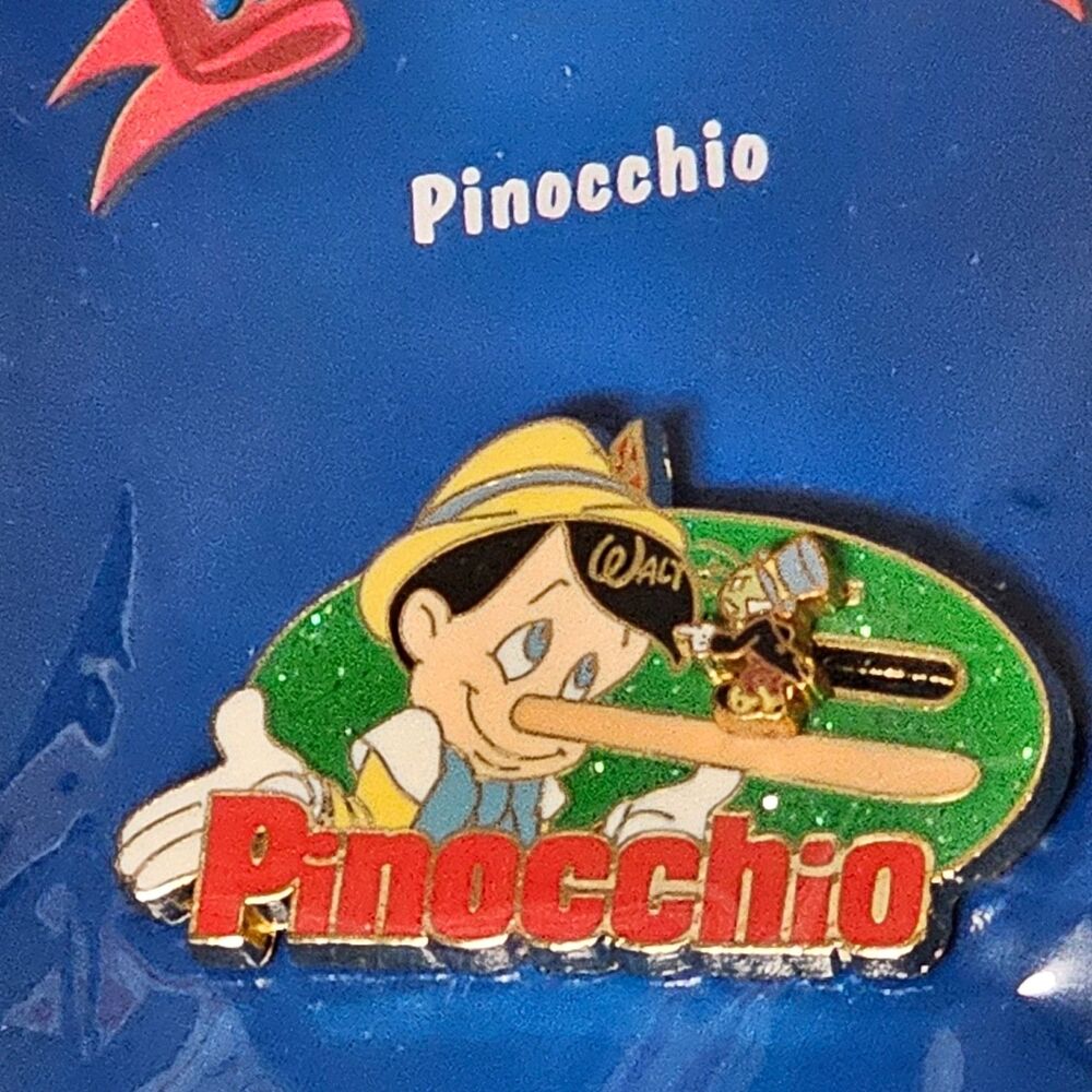 Pinocchio Jiminy Cricket Slider Disney Pin 12 Months of Magic 2002 NIP 12486